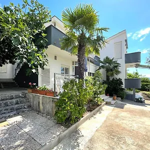 Haus Vantea Appartamento Krk Town