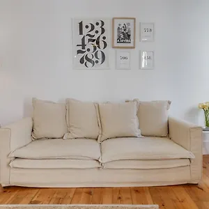 Apartment Madragoa Cosy Lissabon
