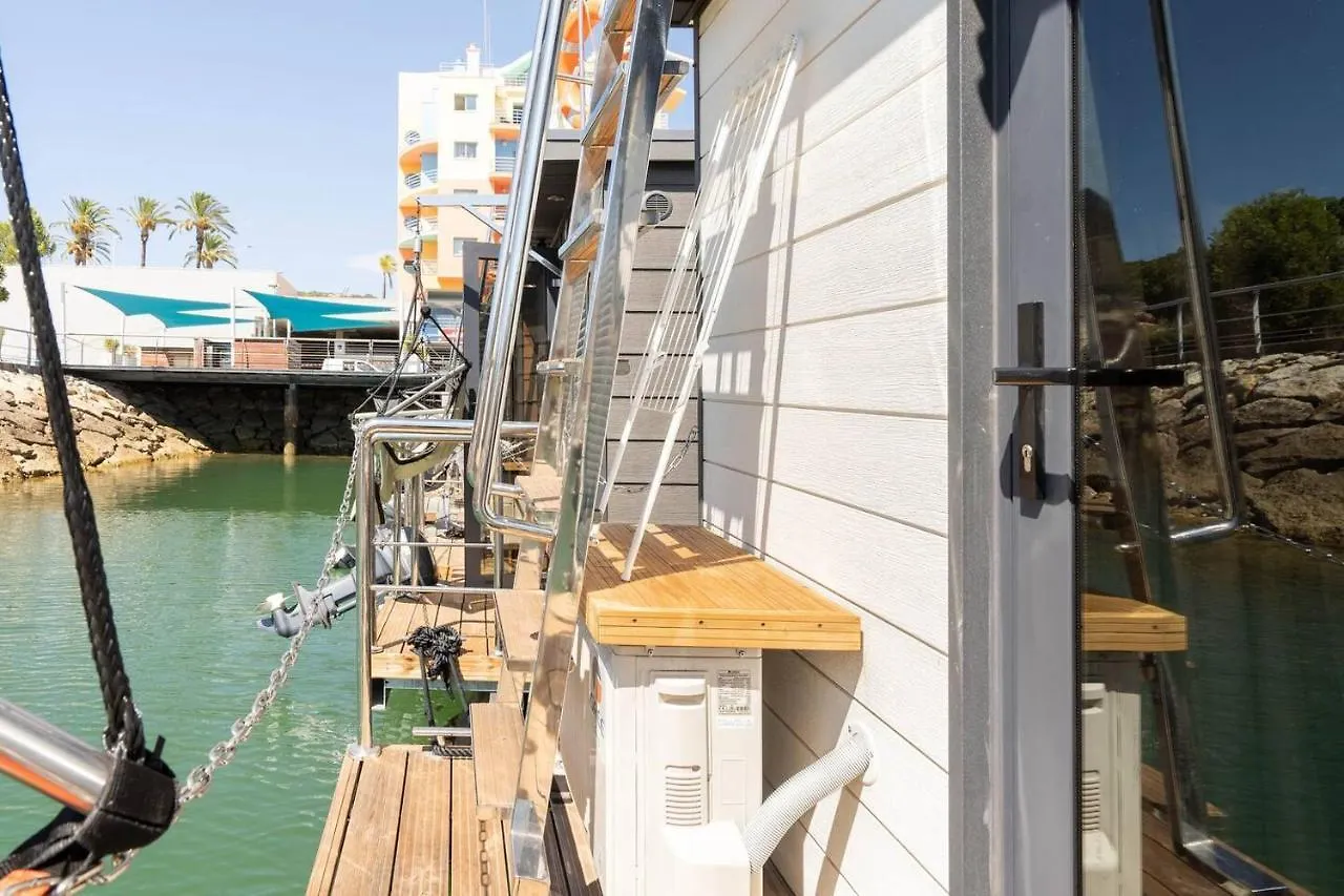 The Homeboat Company Albufeira 3*,